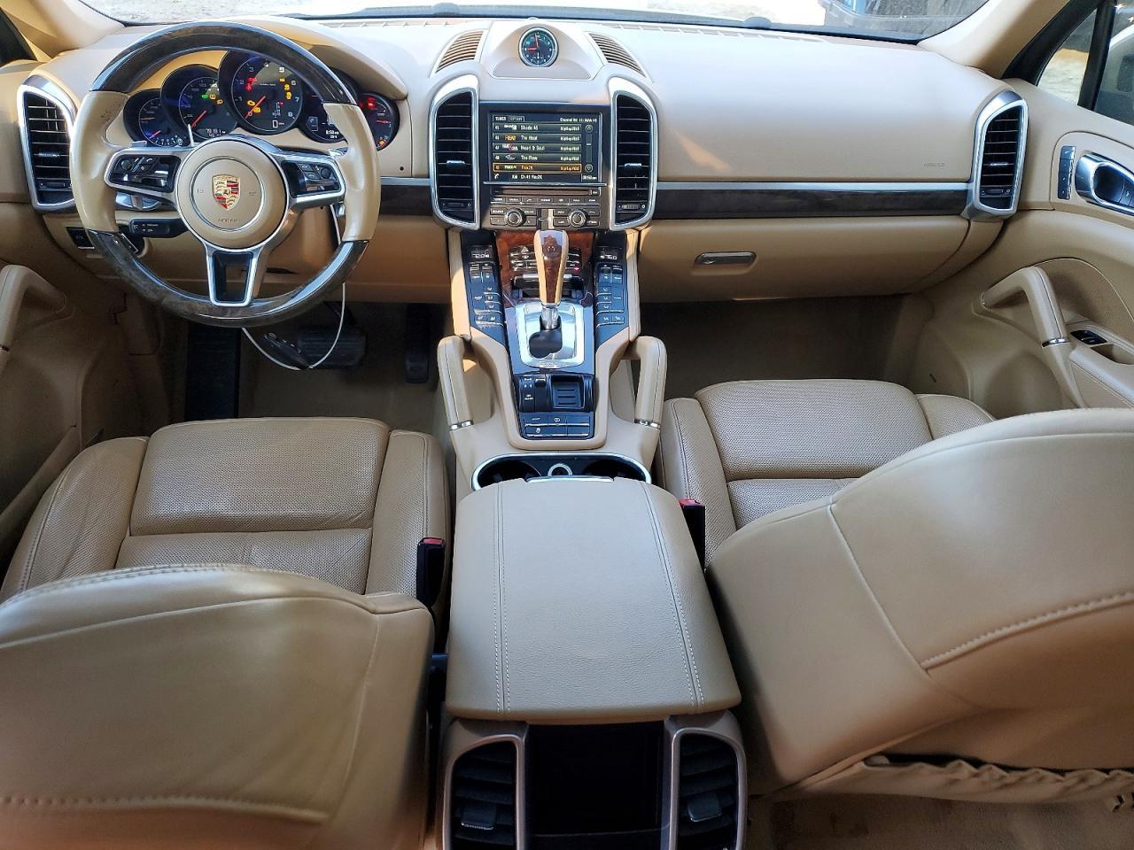 2016 Porsche Cayenne