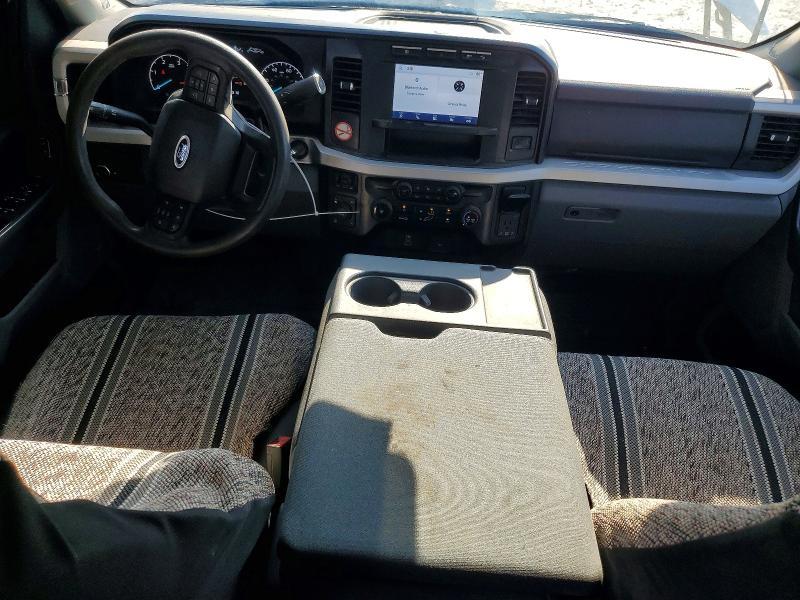 2024 Ford F250 Super Duty Flatbed Truck