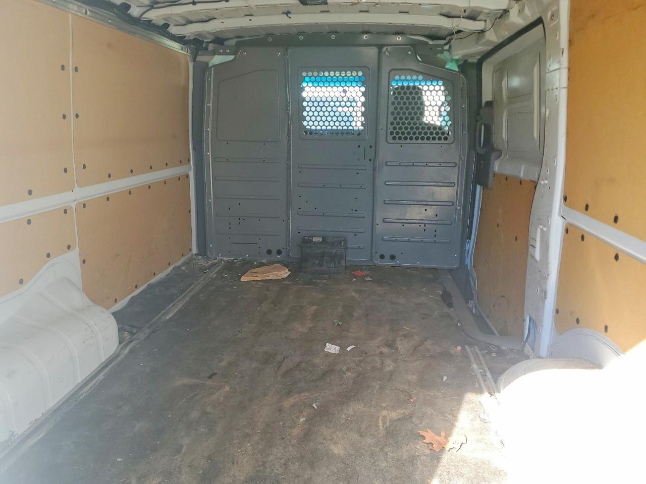 2020 Nissan NV 2500 Delivery Van