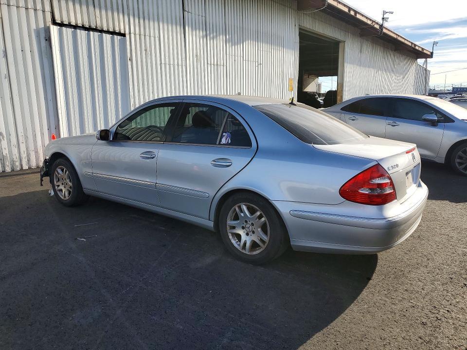 2003 Mercedes-Benz E 320