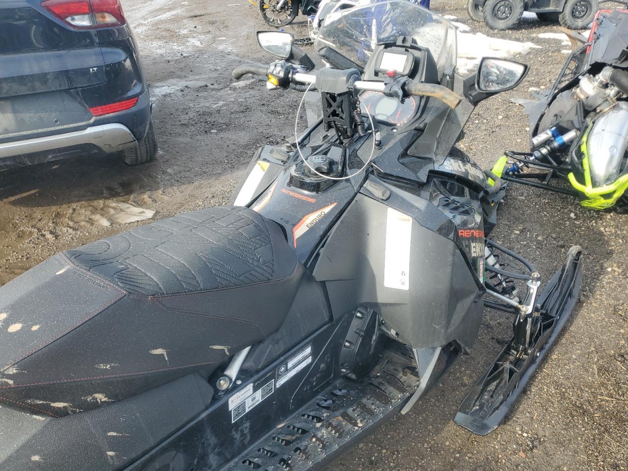 2017 Skidoo Renegade