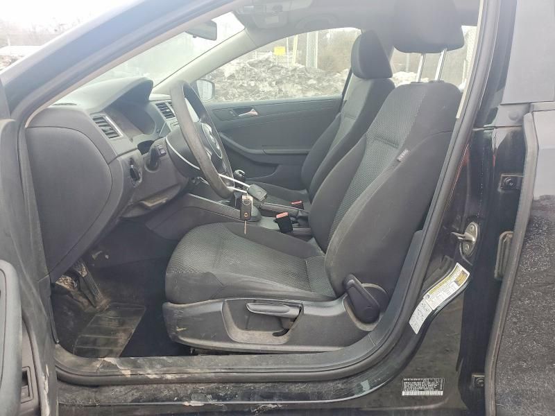 2013 Volkswagen Jetta Base