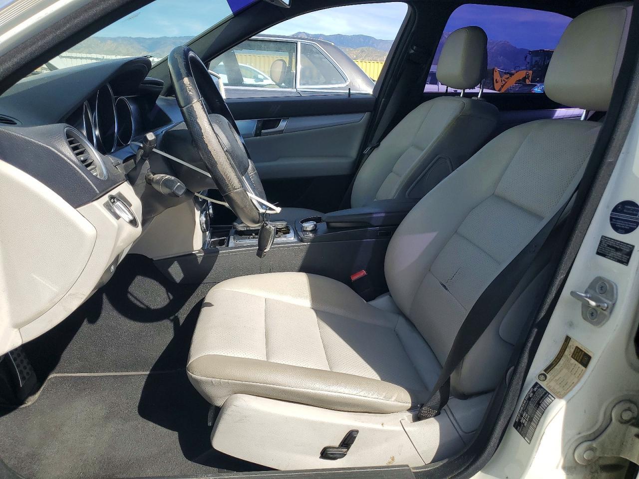 2012 Mercedes-Benz C 250