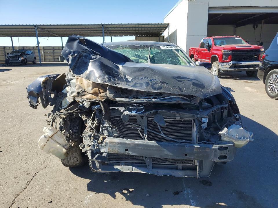 2010 Toyota Camry le