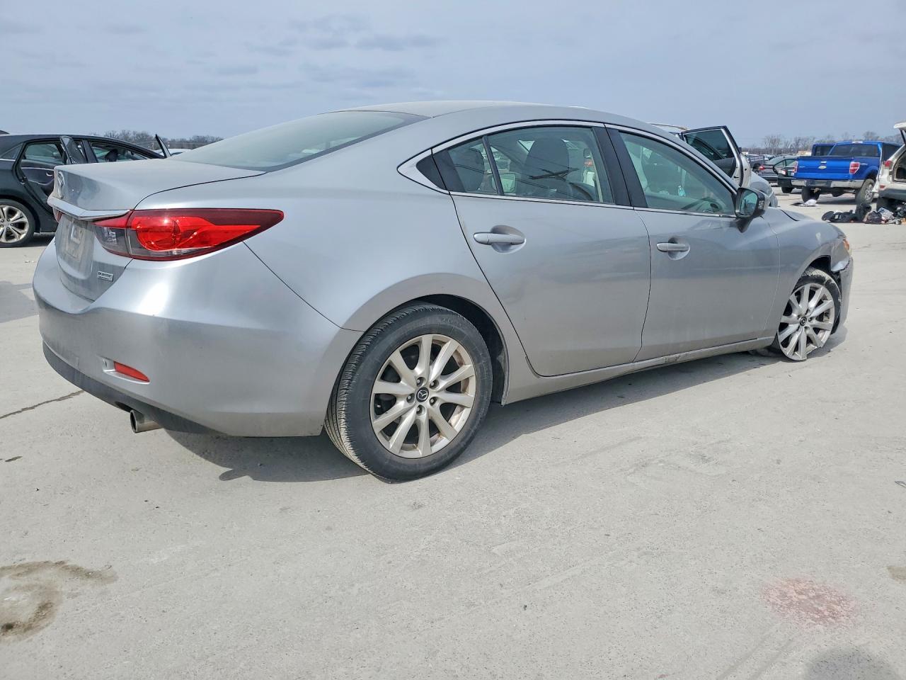 2015 Mazda 6 Sport