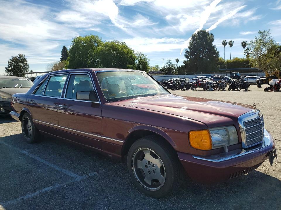 1990 Mercedes-Benz 560 sel