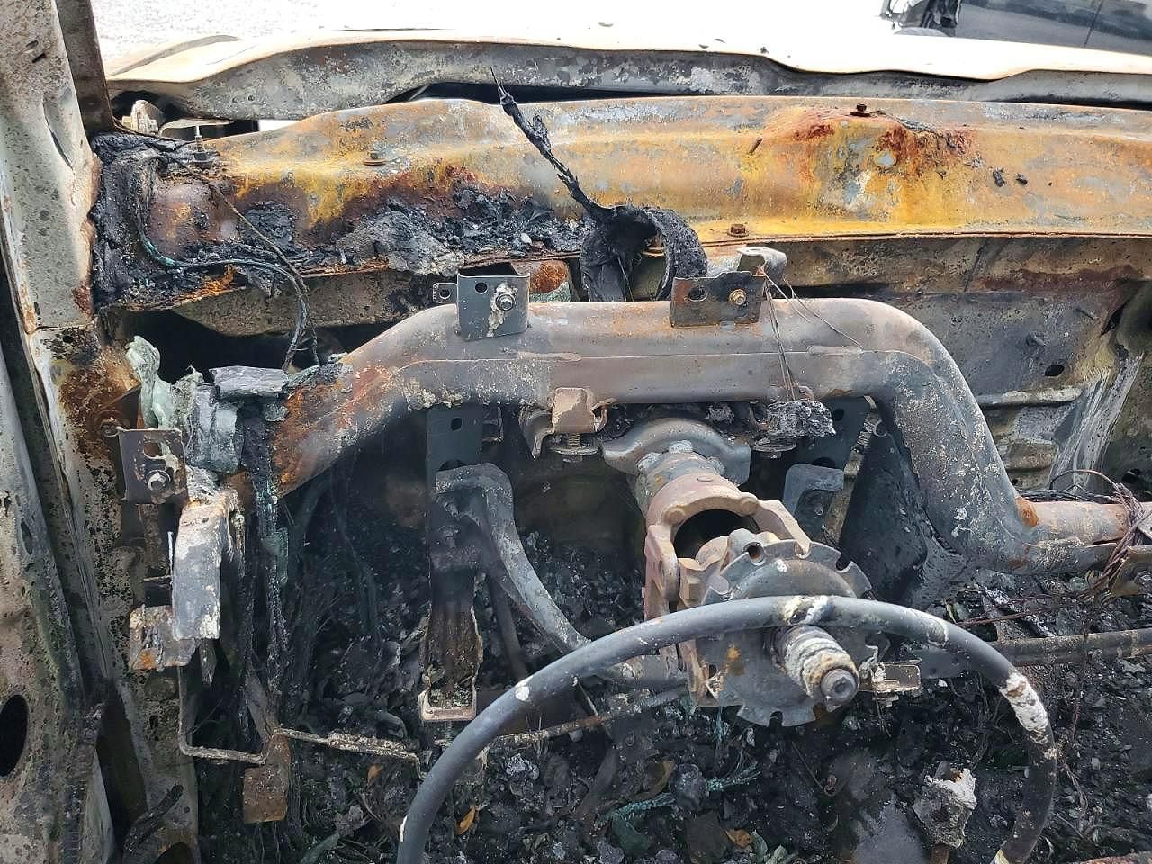 2015 Chevrolet Silverado 3500 Flatbed Truck