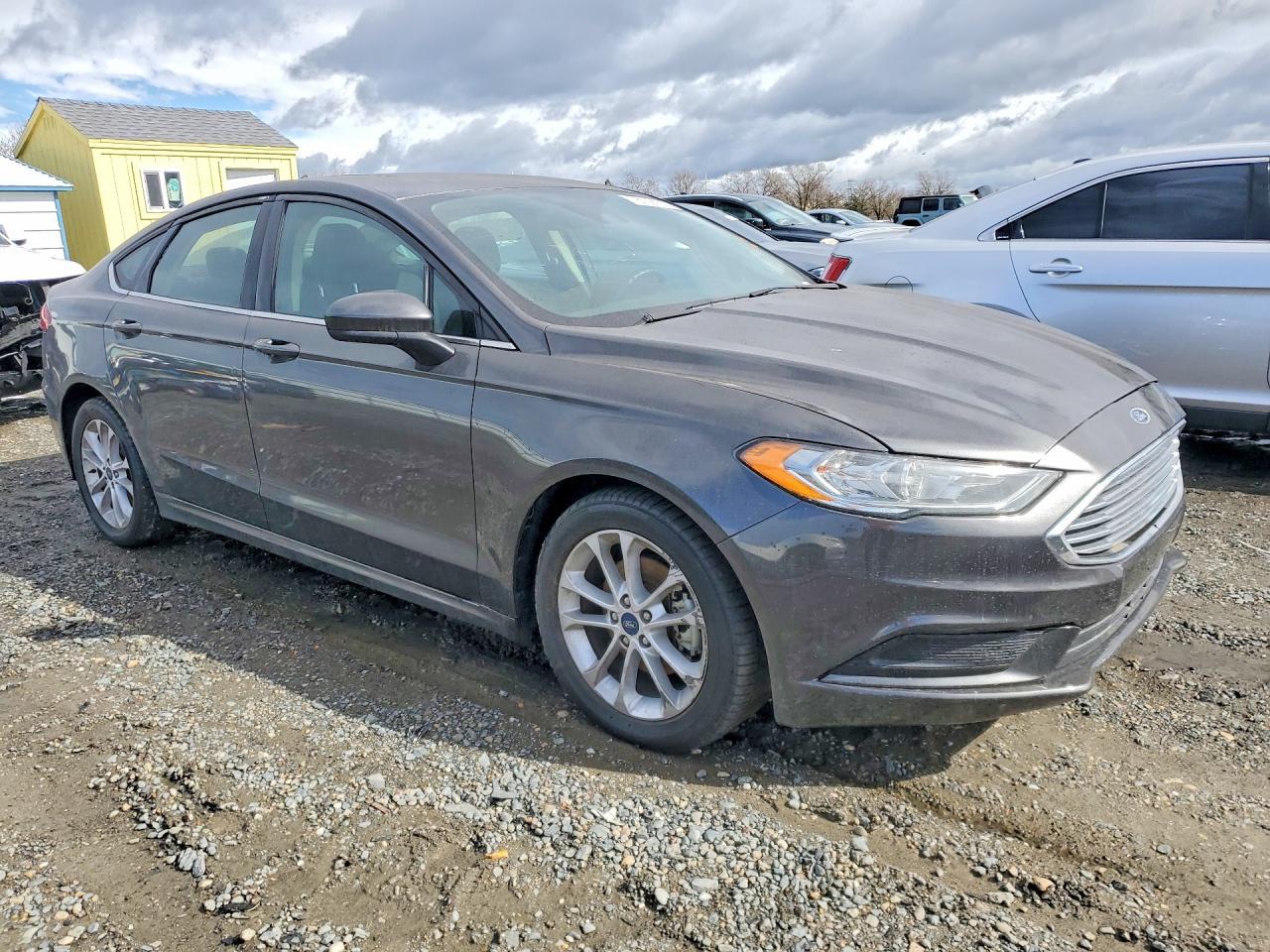 2020 Ford Fusion se