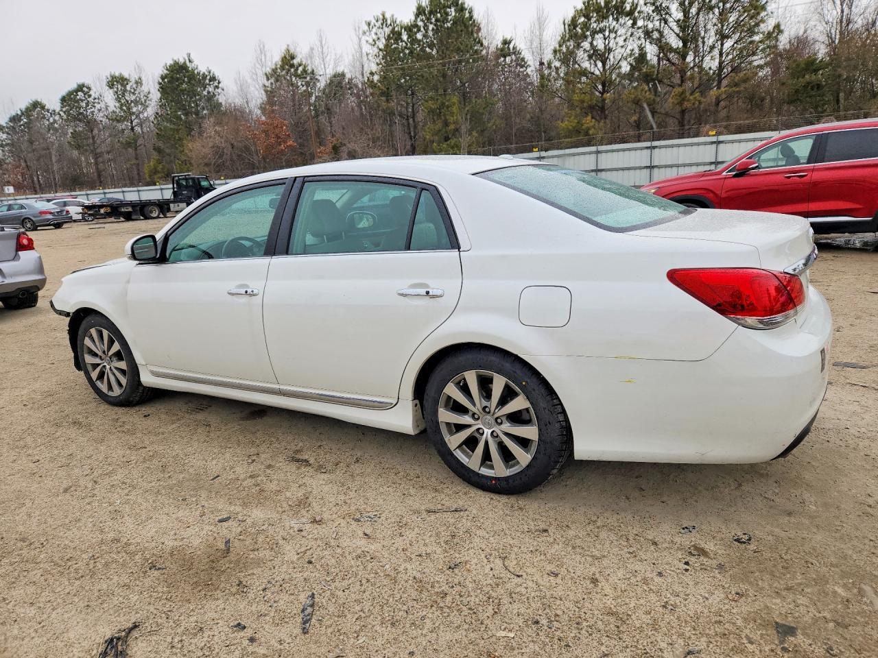 2011 Toyota Avalon Base