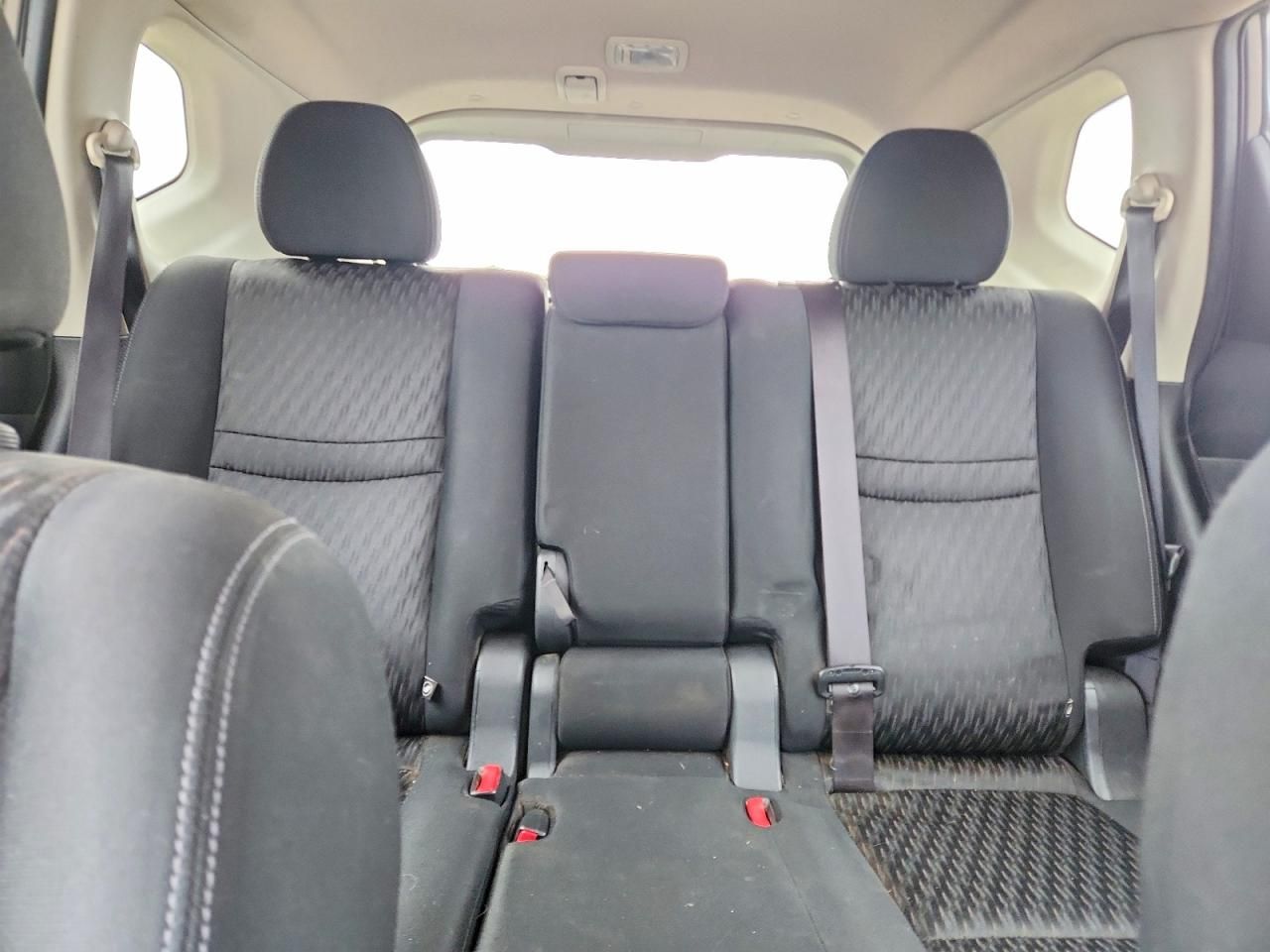 2017 Nissan Rogue sv