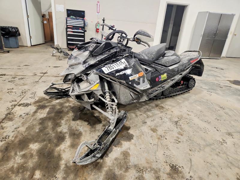 2019 Other MX Z TNT 8