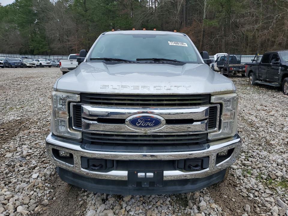 2017 Ford F350 xlt