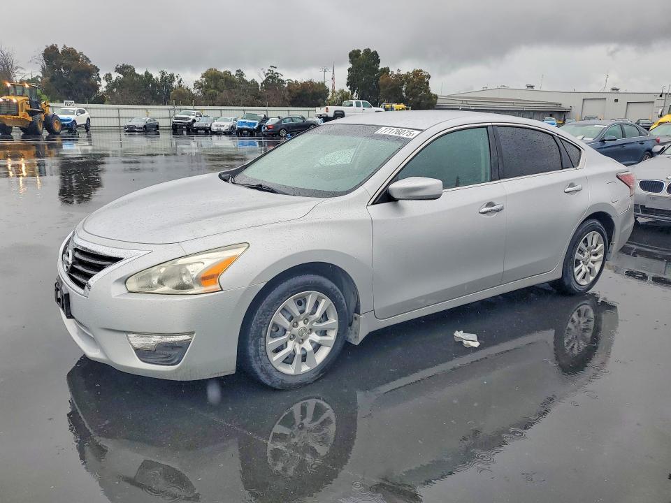 2014 Niss Altima 2.5 s