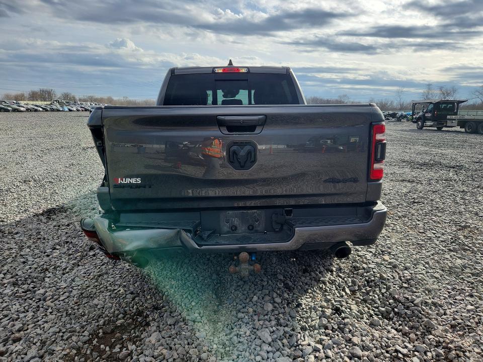 2022 Ram Trucks 1500 Sport