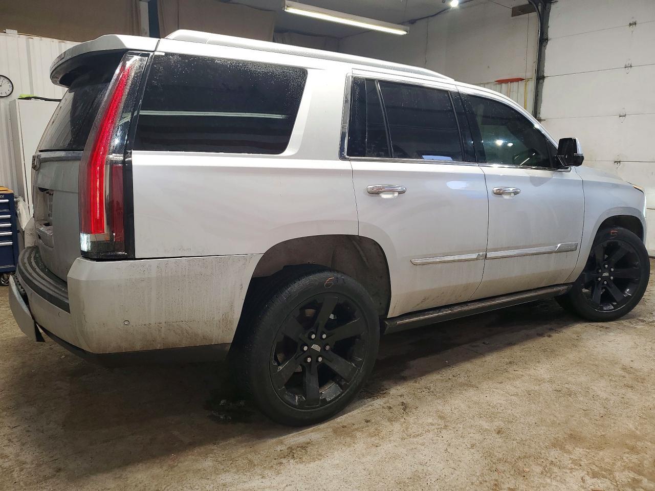 2017 Cadillac Escalade Premium Luxury