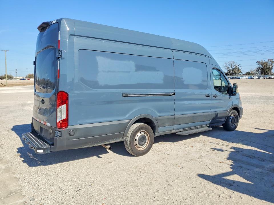 2020 Ford Transit 250 Delivery van
