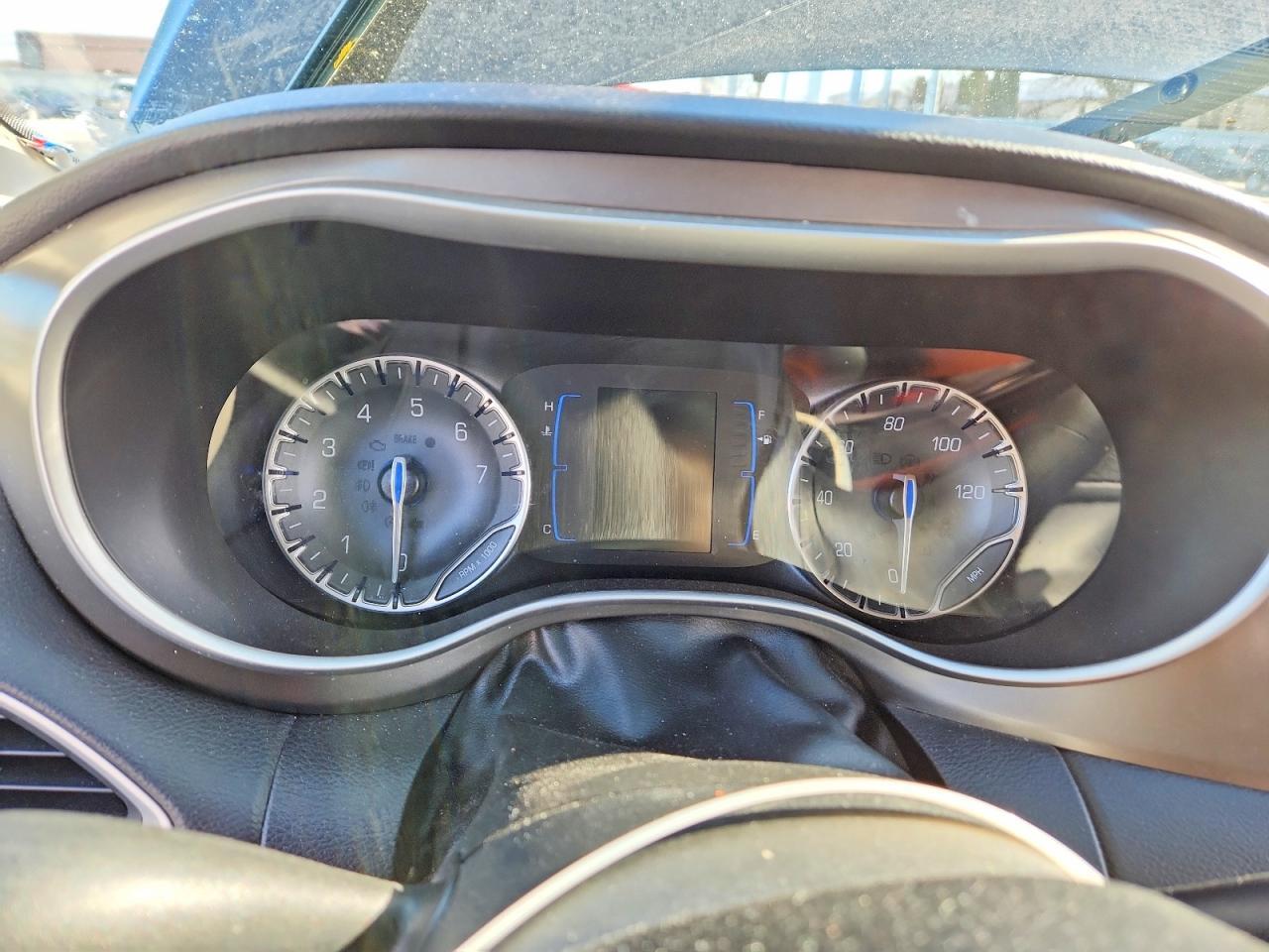 2020 Chrysler Pacifica Touring l