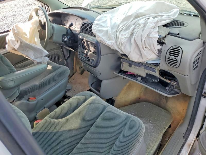 1996 Dodge Grand Caravan le