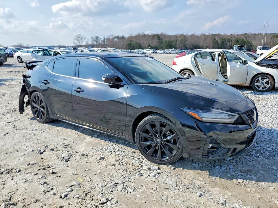 2023 Nissan Maxima sr