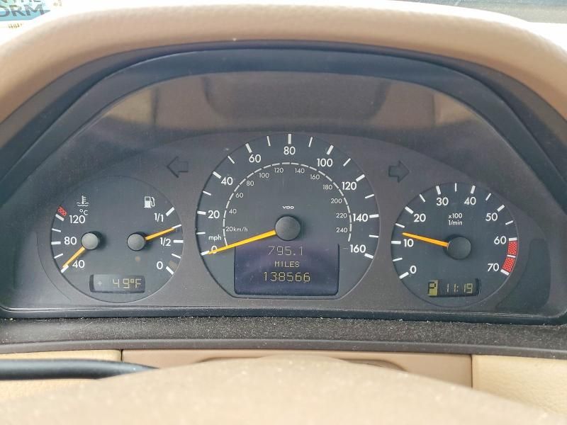 2000 Mercedes-Benz E 320 4matic