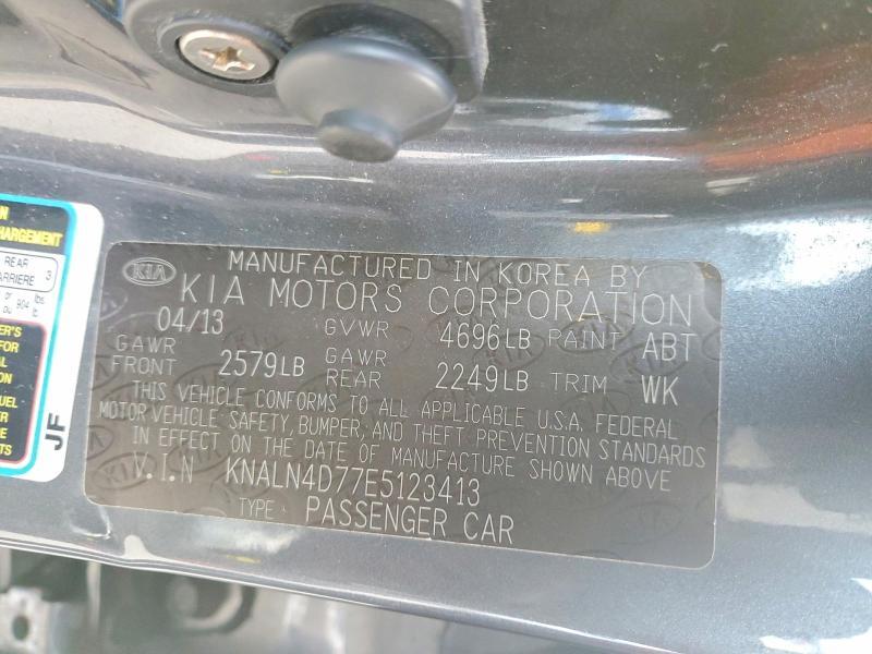 2014 KIA Cadenza Premium