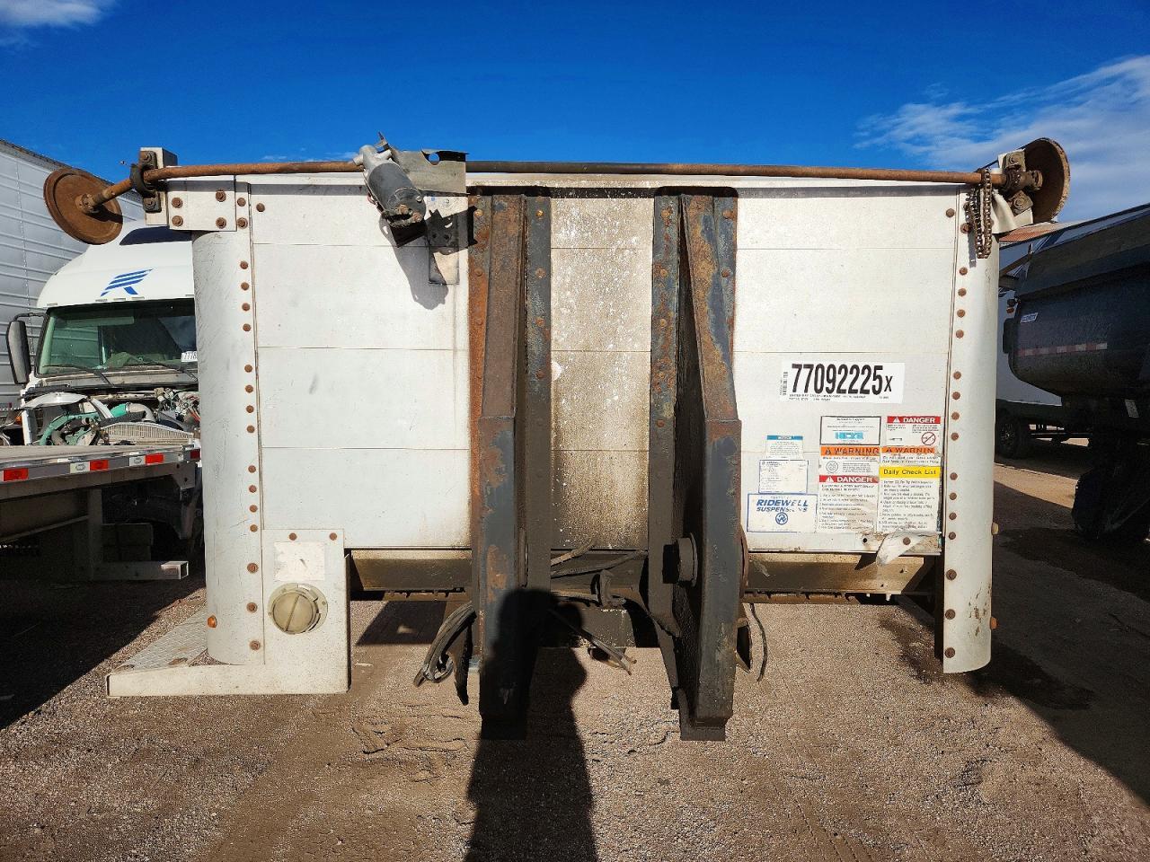 2016 Urwi Unknown-END Dump Trailer