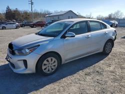 KIA rio Vehiculos salvage en venta: 2018 KIA Rio lx