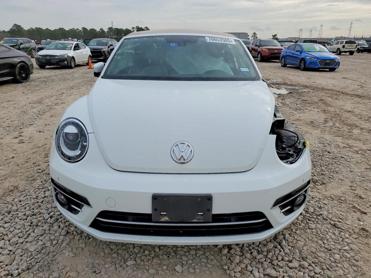 2019 Volkswagen Beetle s