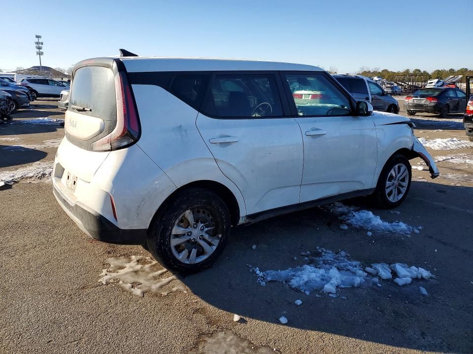 2023 KIA Soul lx
