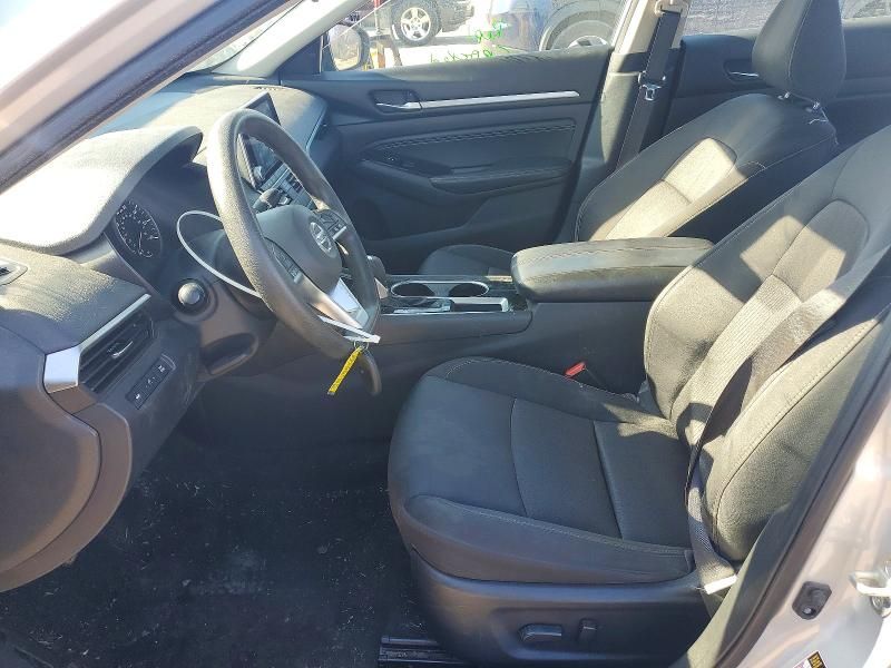 2021 Nissan Altima sv