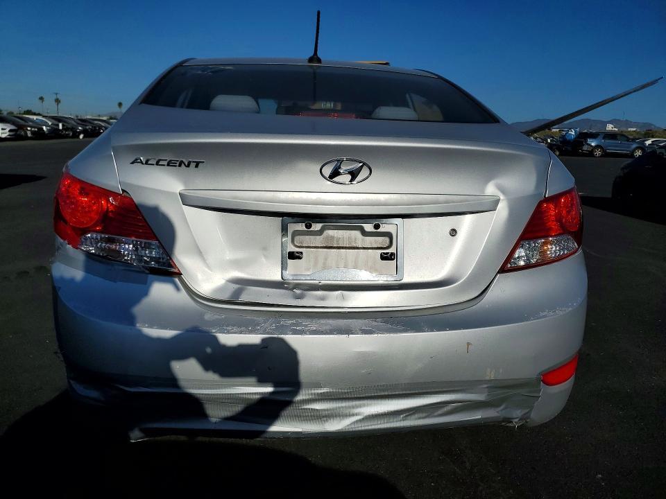 2012 Hyundai Accent gls