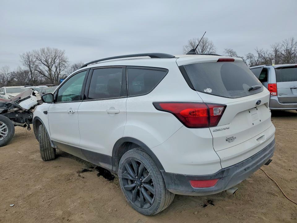 2019 Ford Escape se