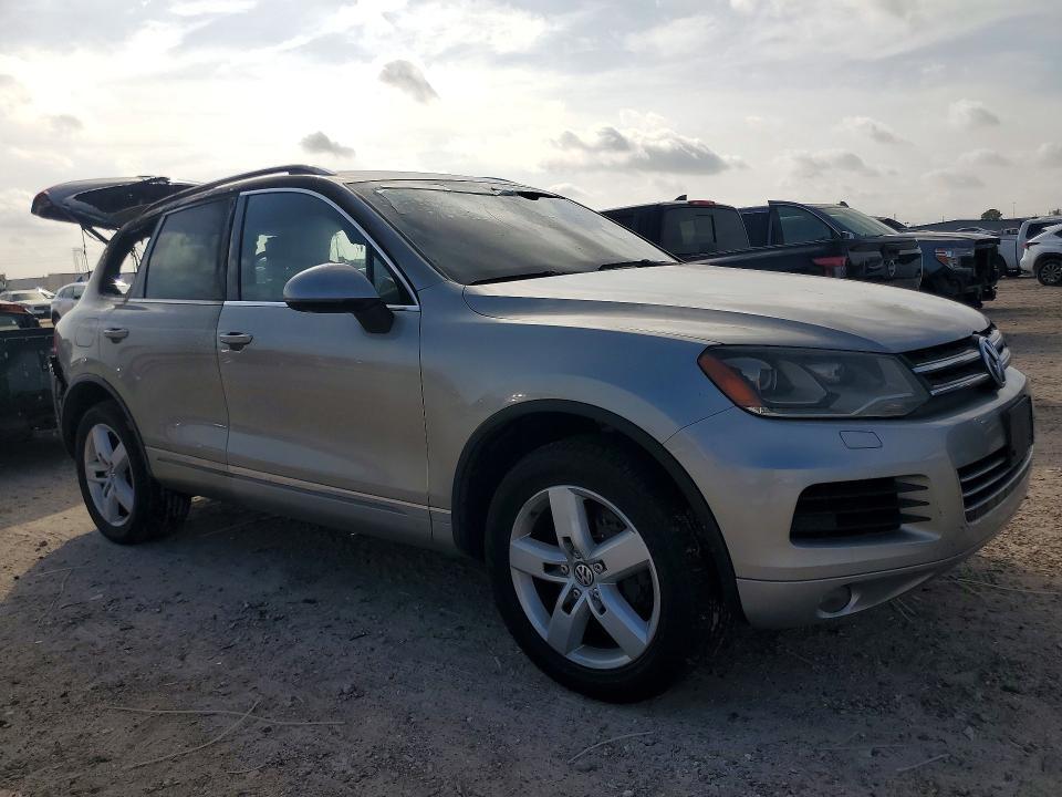 2011 Volkswagen Touareg Hybrid