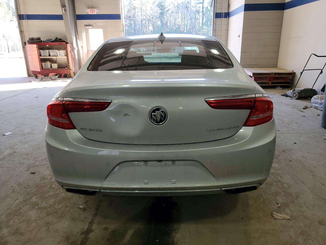 2018 Buick Lacrosse Premium