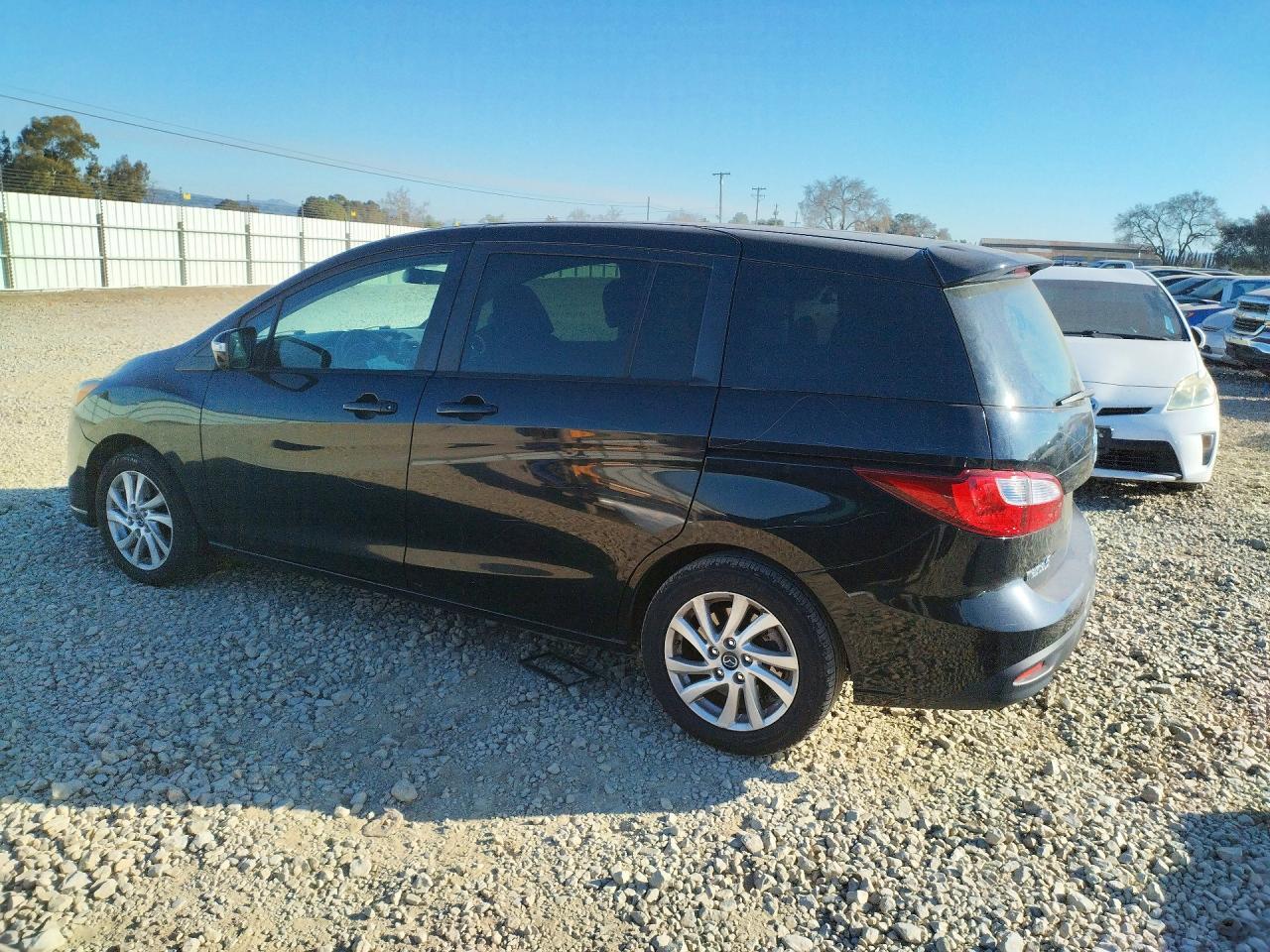 2014 Mazda 5 Sport