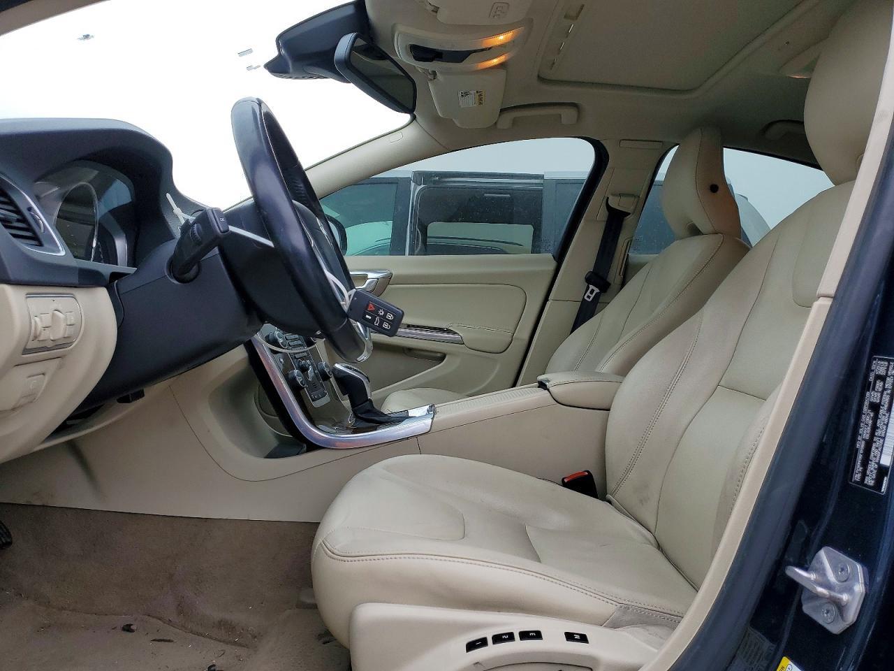 2015 Volvo S60 Platinum