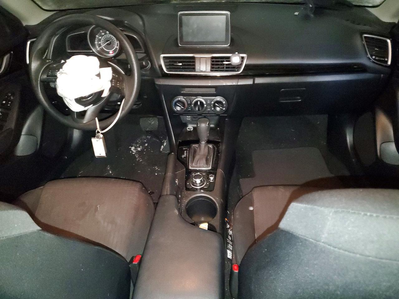 2015 Mazda 3 Sport