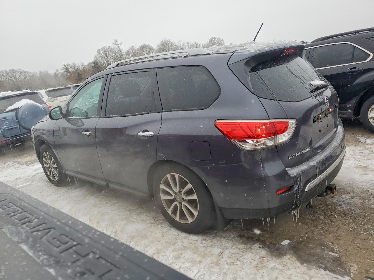 2014 Nissan Pathfinder s