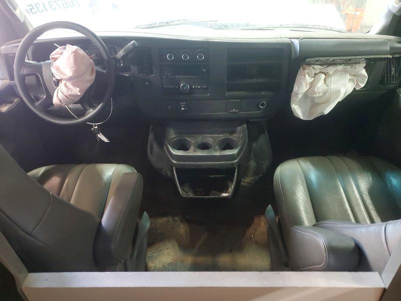 2016 GMC Savana G3500