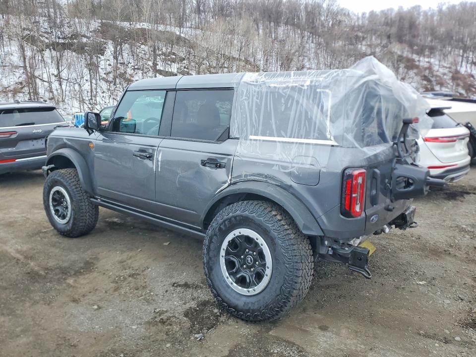 2025 Ford Bronco Badlands