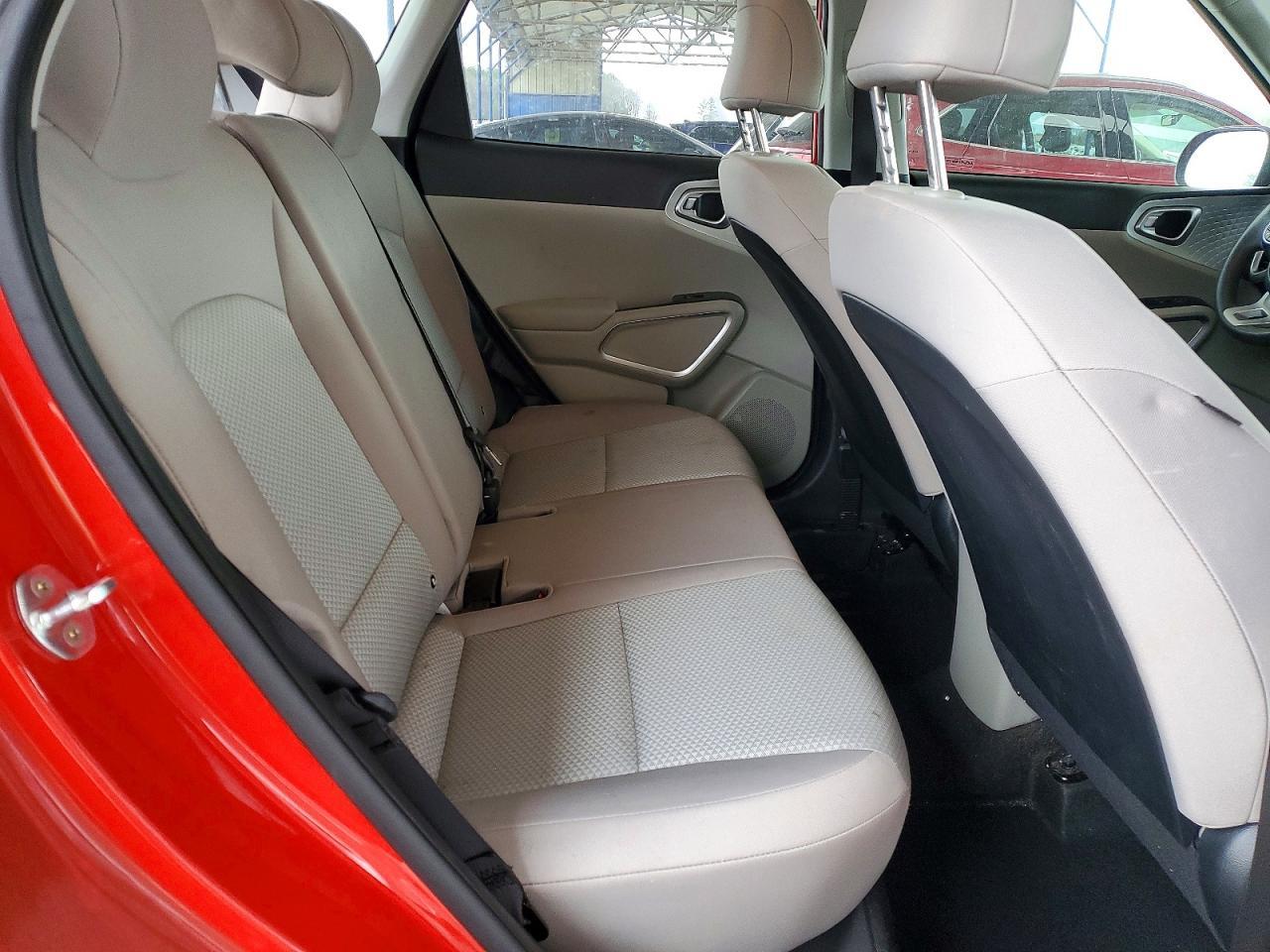 2023 KIA Soul lx