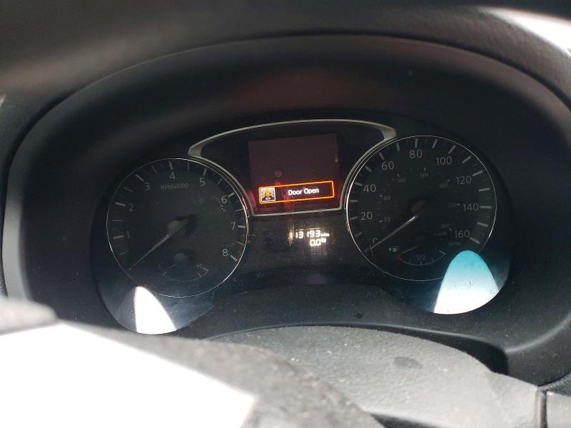 2015 Niss Altima 2.5 s