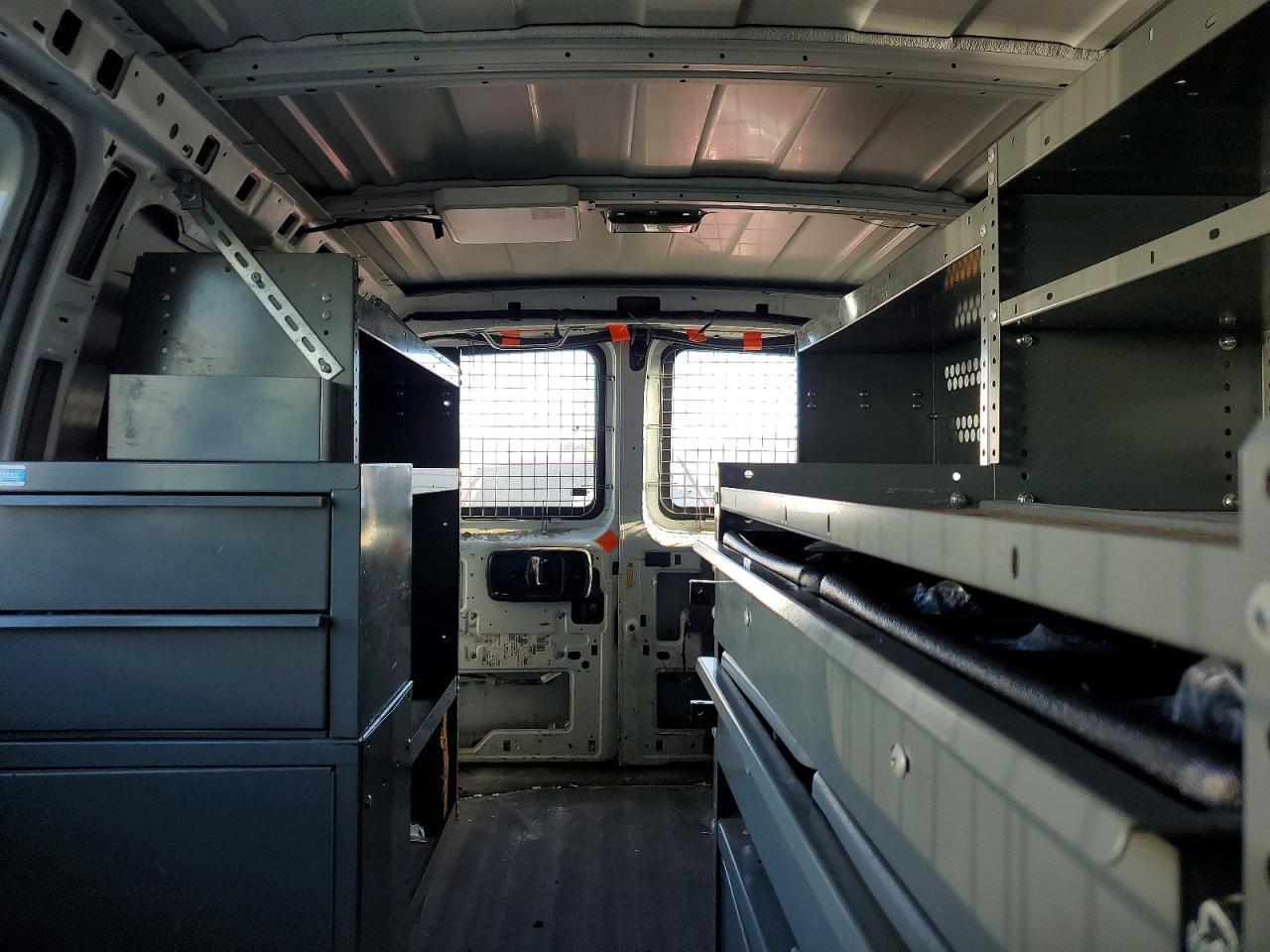 2013 Chev Express G2500