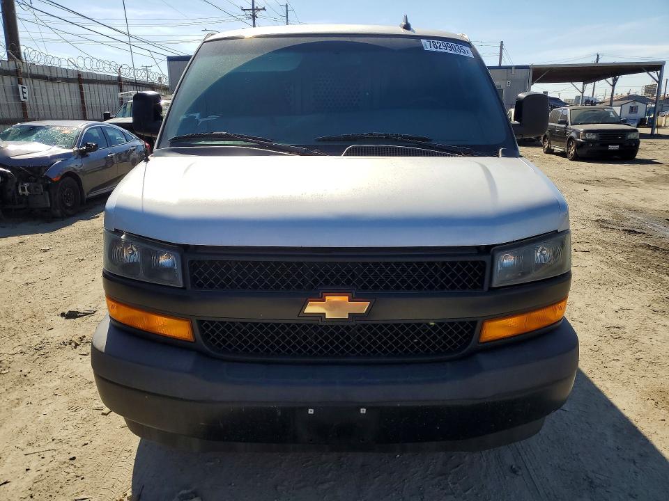 2018 Chevrolet Express 3500 Utility / Service van