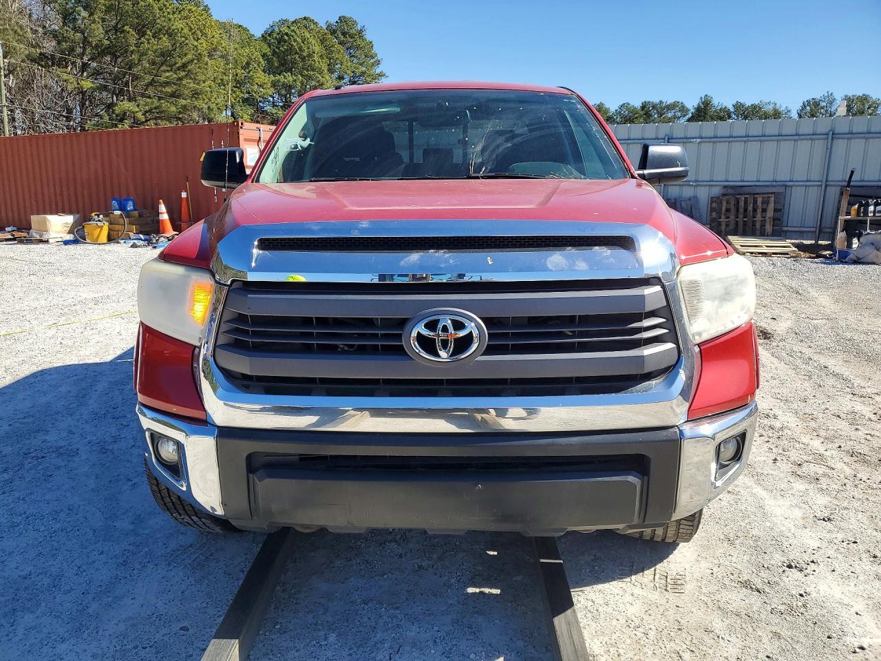 2015 Toyota Tundra SR5