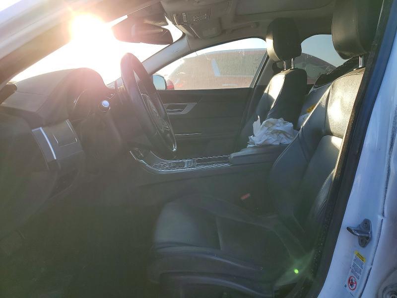 2016 Jaguar Xf Premium