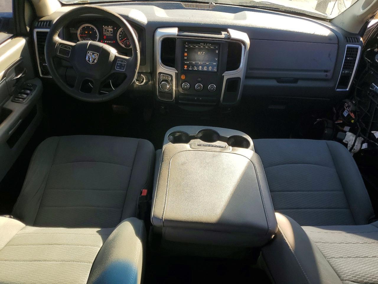 2016 Dodge RAM 1500 SLT