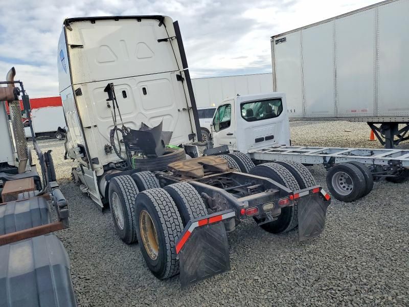 2021 Freightliner Cascadia 126 Semi Truck