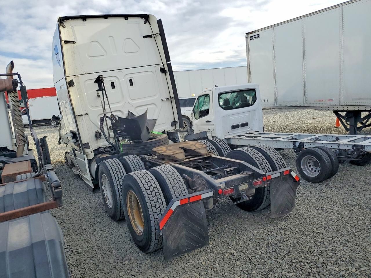 2021 Freightliner Cascadia 126 Semi Truck