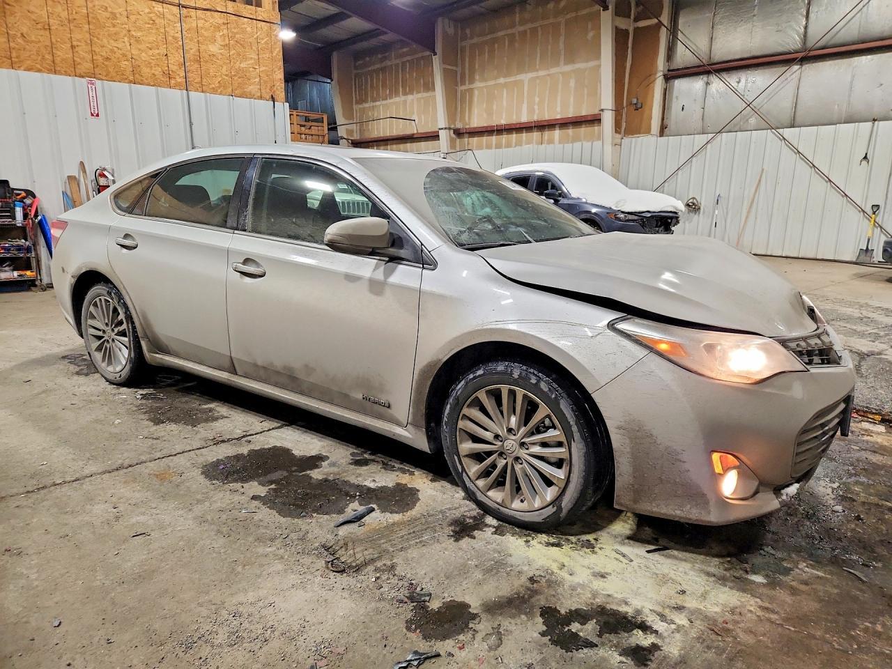 2013 Toyota Avalon Hybrid